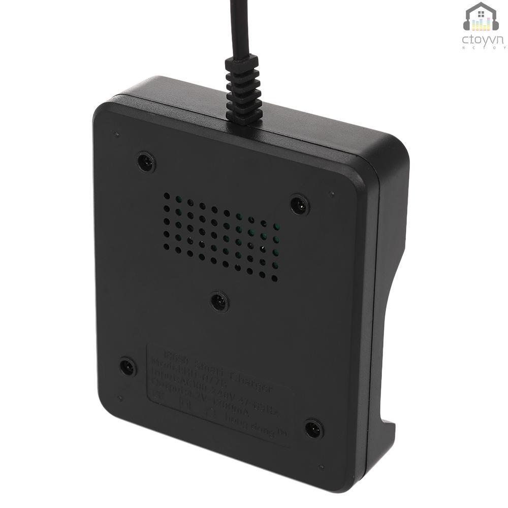 Bộ sạc pin Li-ion 18650 4 ngăn có đèn LED