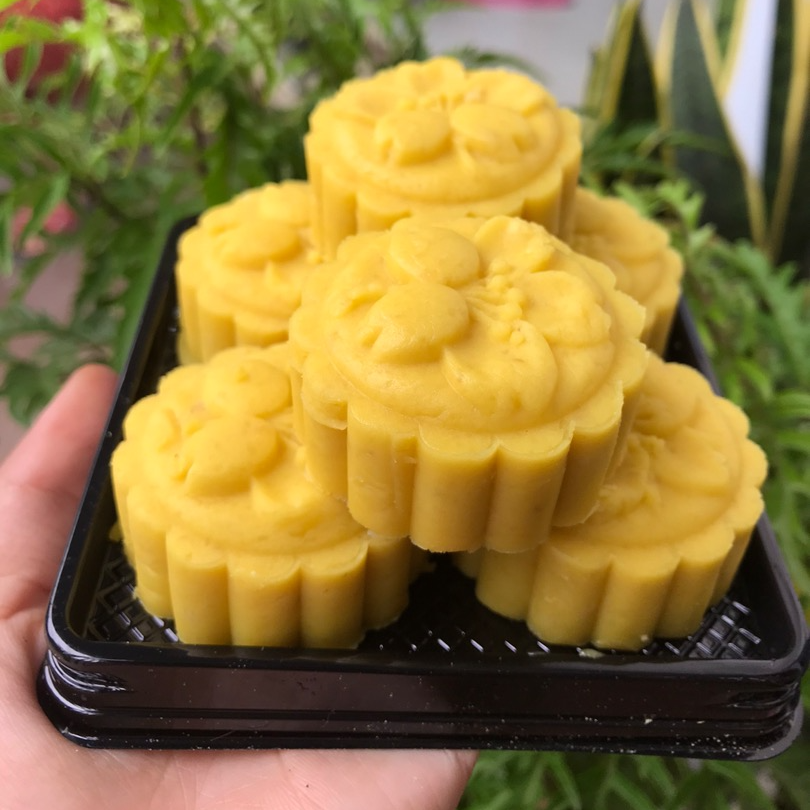 100 Hộp vuông đế đen XY 11-11 đựng bánh trung thu 150g đến 200g