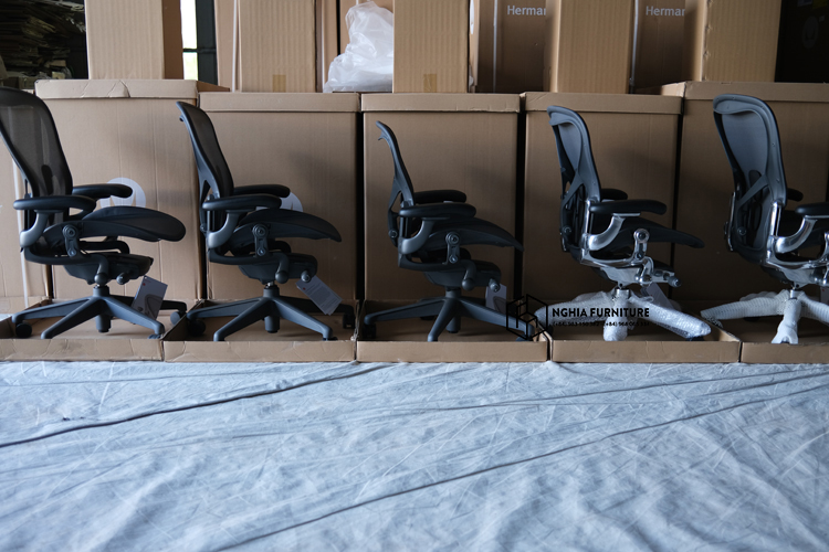 Ghế công thái học Herman Miller Aeron - Size B, ghế làm việc đứng đầu về hỗ trợ cột sống