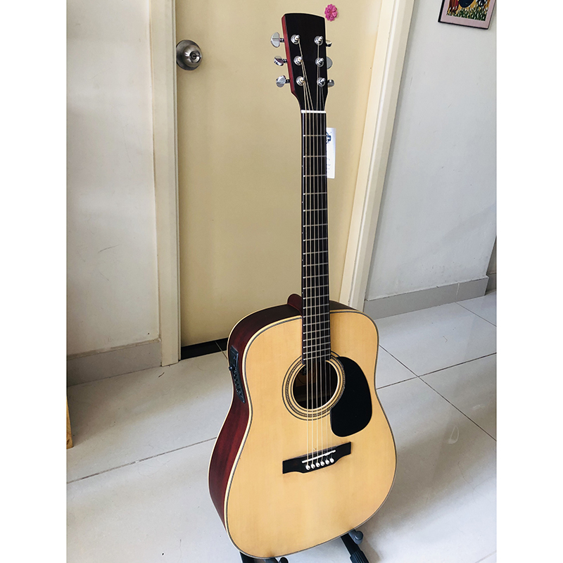 Đàn guitar classic model DD200X có EQ 7545R cho ra âm thanh tốt dành cho bạn tập chơi và sử dụng lâu dài