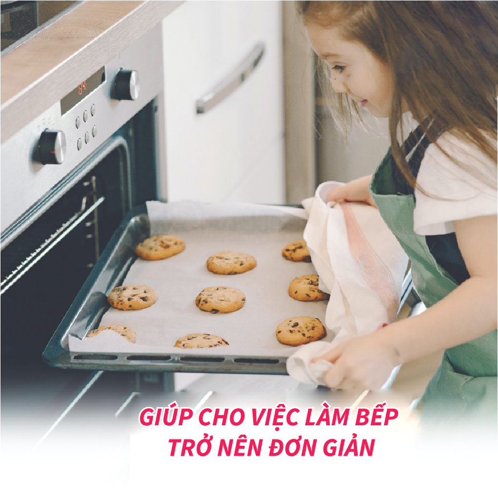 Cuộn Giấy Nến/ Giấy Nướng Bánh PP, Sử Dụng Đa Mục Đích Nướng Bánh, Hấp Bánh, Lót Nồi, Thấm Dầu Cực Tốt, Chịu Được Nhiệt Độ Tới 250 Độ . Cuộn Dài 500cm đến 2000cm, Có Đi Kèm Lưỡi Dao Cắt Tiện Dụng. Hàng Nhập Khẩu Chính Hãng Thailand!!