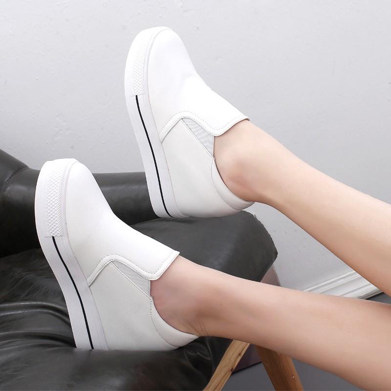 Giày sneaker nữ cổ cao thời trang