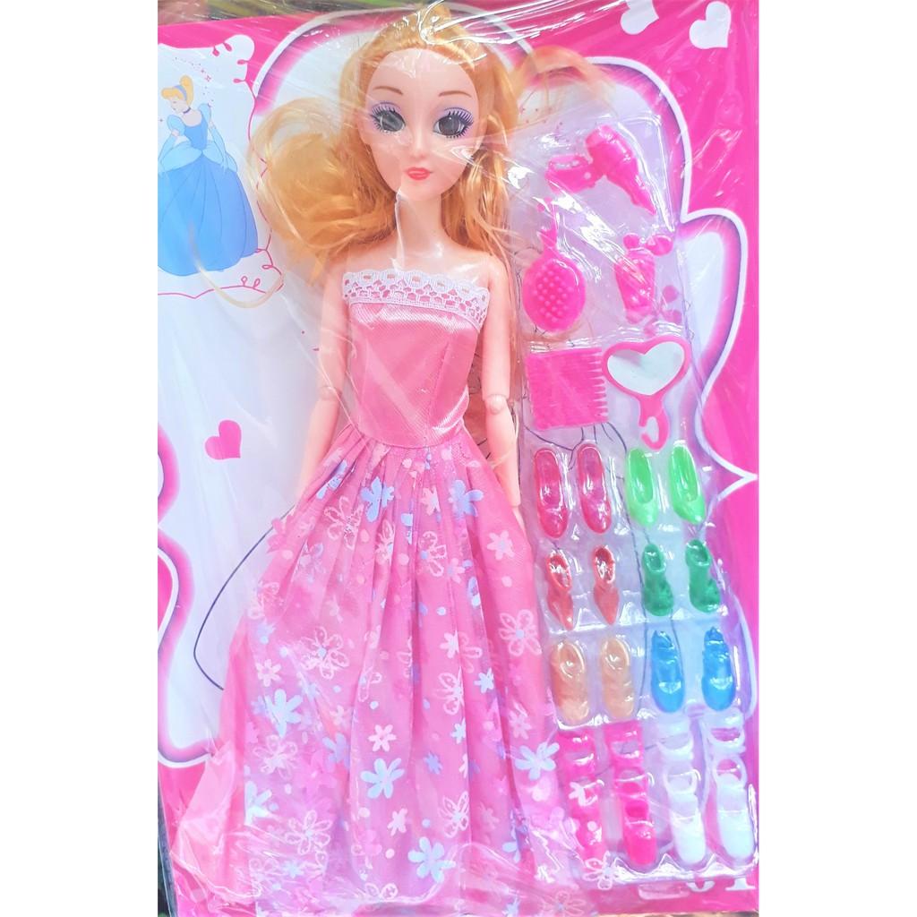 Búp Bê Tập Tô  Búp bê đẹp, Có khớp tay, Bộ siêu tập giày, Có bảng bút tập tô, Bé yêu rất thích.