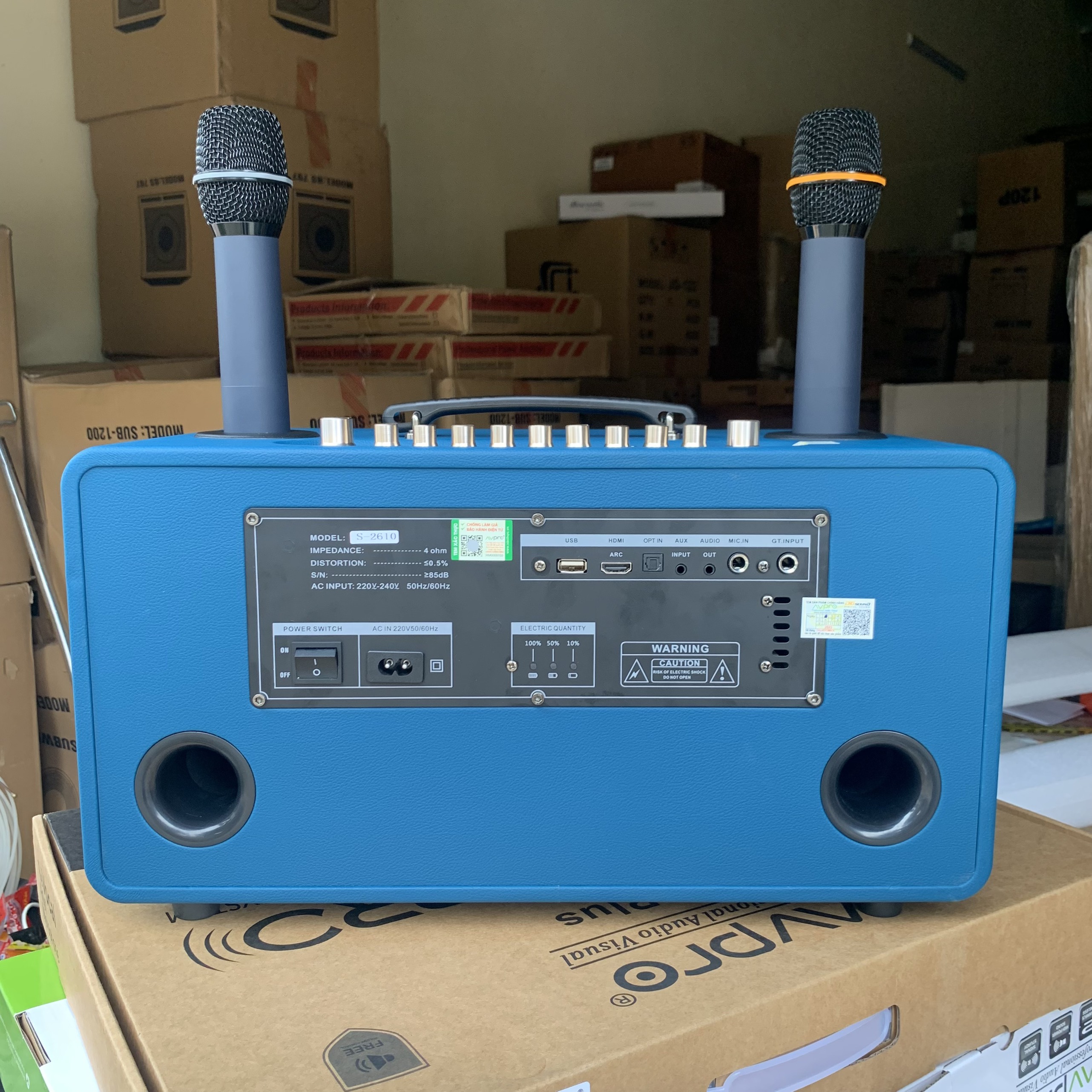Loa xách tay cao cấp AVPRO S2610 - Kèm 2 micro không dây, hát hay, có reverb, cổng quang học, cổng HDMI, Bluetooth 5.0 - Tặng bộ pin sạc - Hàng chính hãng