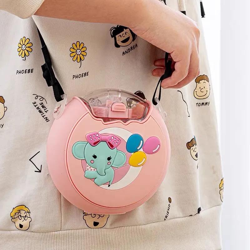 Hoạt Hình Dễ Thương Khủng Long Tai Voi Bánh Rán Bình Nước Cho Sáng Tạo Cho Trẻ Em Silicon Di Động Trẻ Em Cốc Có Ống Hút Tặng