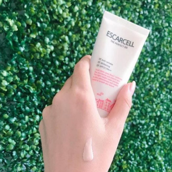 Kem nền Skinaz Escarcell The pefect BB Cream – SPF37+, PA++ che khuyết điểm hoàn hảo, trắng da, chống nhăn, chống tia UV cao cấp – 60ml