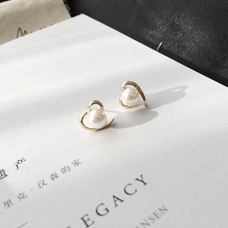 Đôi bông tai hợp kim hình trái tim đính ngọc kiểu dáng xinh xắn, trẻ trung cho nữ