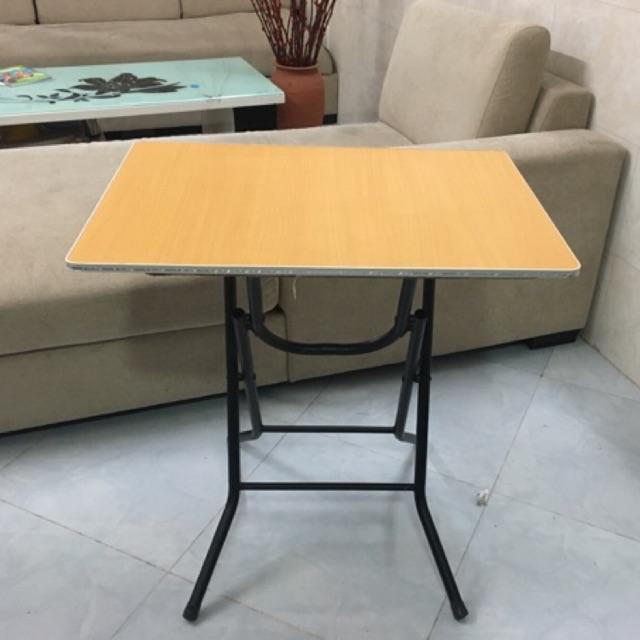 Bàn chân cao 75cm mặt 50/70cm gấp gọn