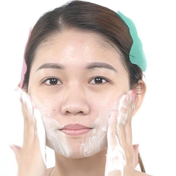 Bộ Đôi Tẩy Da Chết Và Sữa Rửa Mặt ISK Chiết Xuất Trà Xanh Giúp Làm Sạch Sâu, Giảm Bã Nhờn, Dưỡng Ẩm