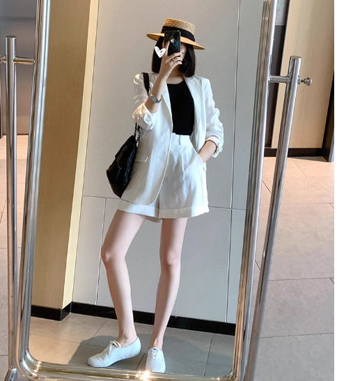 Set bộ gồm áo khoác vest kèm quần short lưng chun, chất linen bột premium, trẻ trung, năng động 2025