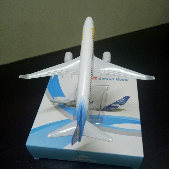 Mô hình máy bay tĩnh B737 Nok Air 16cm