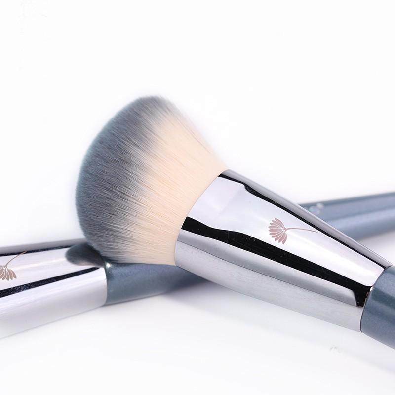 Cọ Nền - Khối Dạng Kem LADES L2