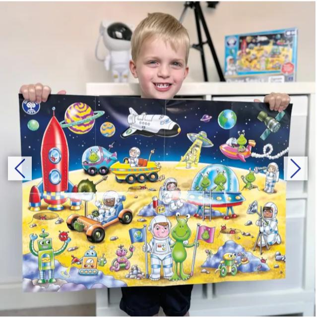 Bộ xếp hình Outer Space - Orchard Toys giúp trẻ phát triển kiến thức khoa học và kỹ năng quan sát