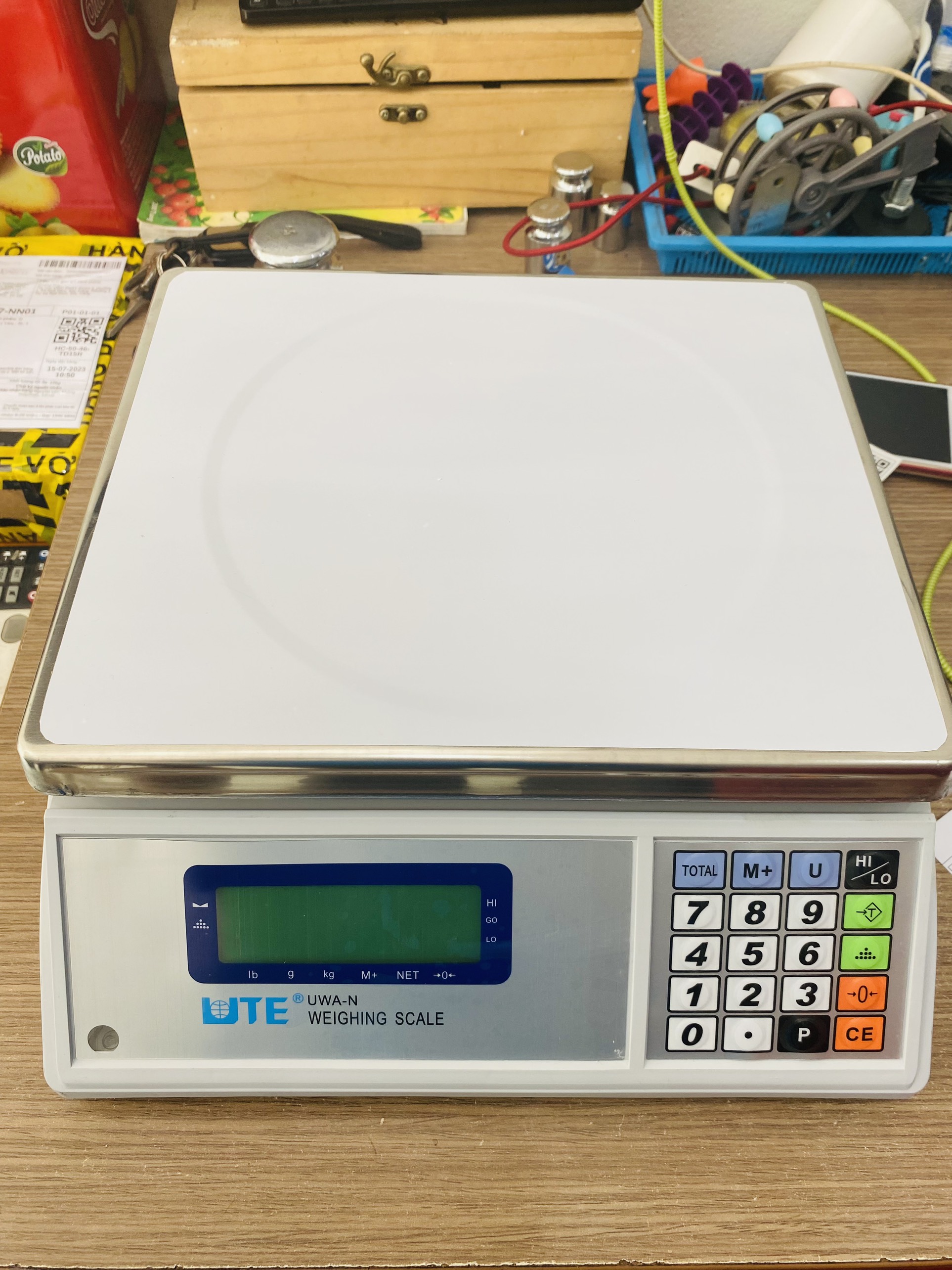CÂN ĐIỆN TỬ UTE-N 6KG Model: UWA-N 6kg x 0.2g