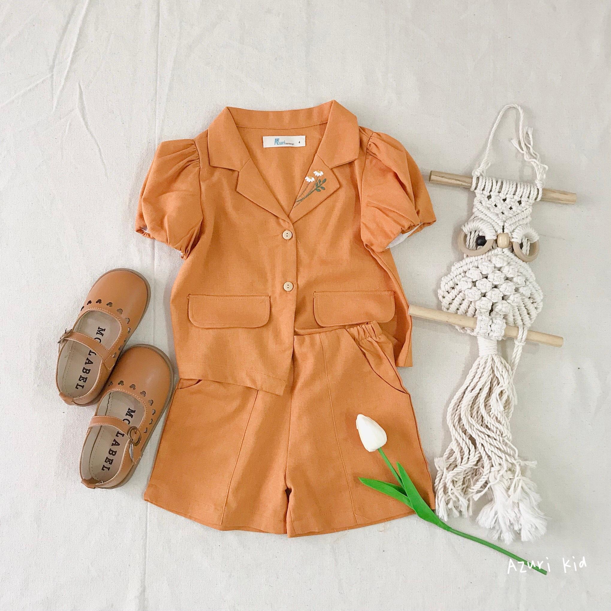 SÉT BỘ VEST NGẮN THÊU HOA CÚC