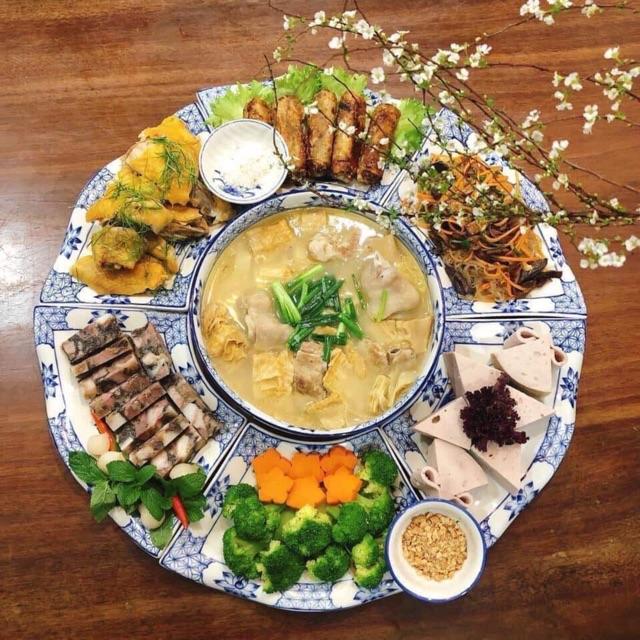Set đĩa hoa mặt trời vẽ hoạ tiết bông sen kèm bát mắm và đĩa muối