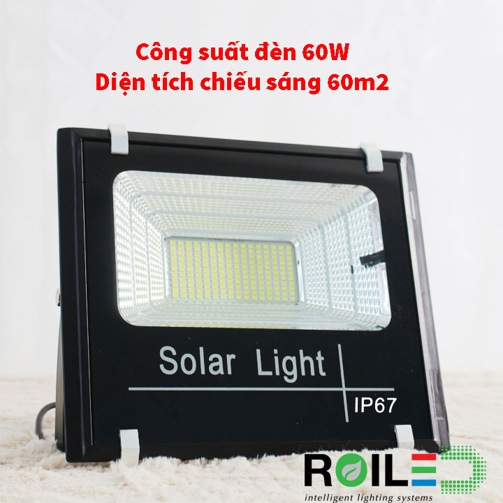 Đèn pha năng lượng sáng trên 14h, chính hãng Roiled RP1-60W