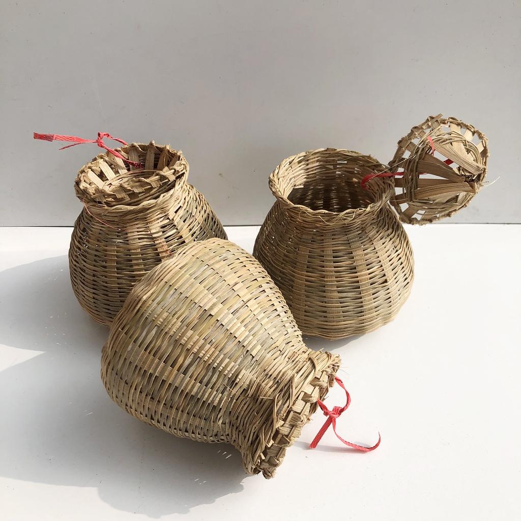Giỏ tre đựng bắt tôm cua cá decor trang trí làm mẹt treo Tết