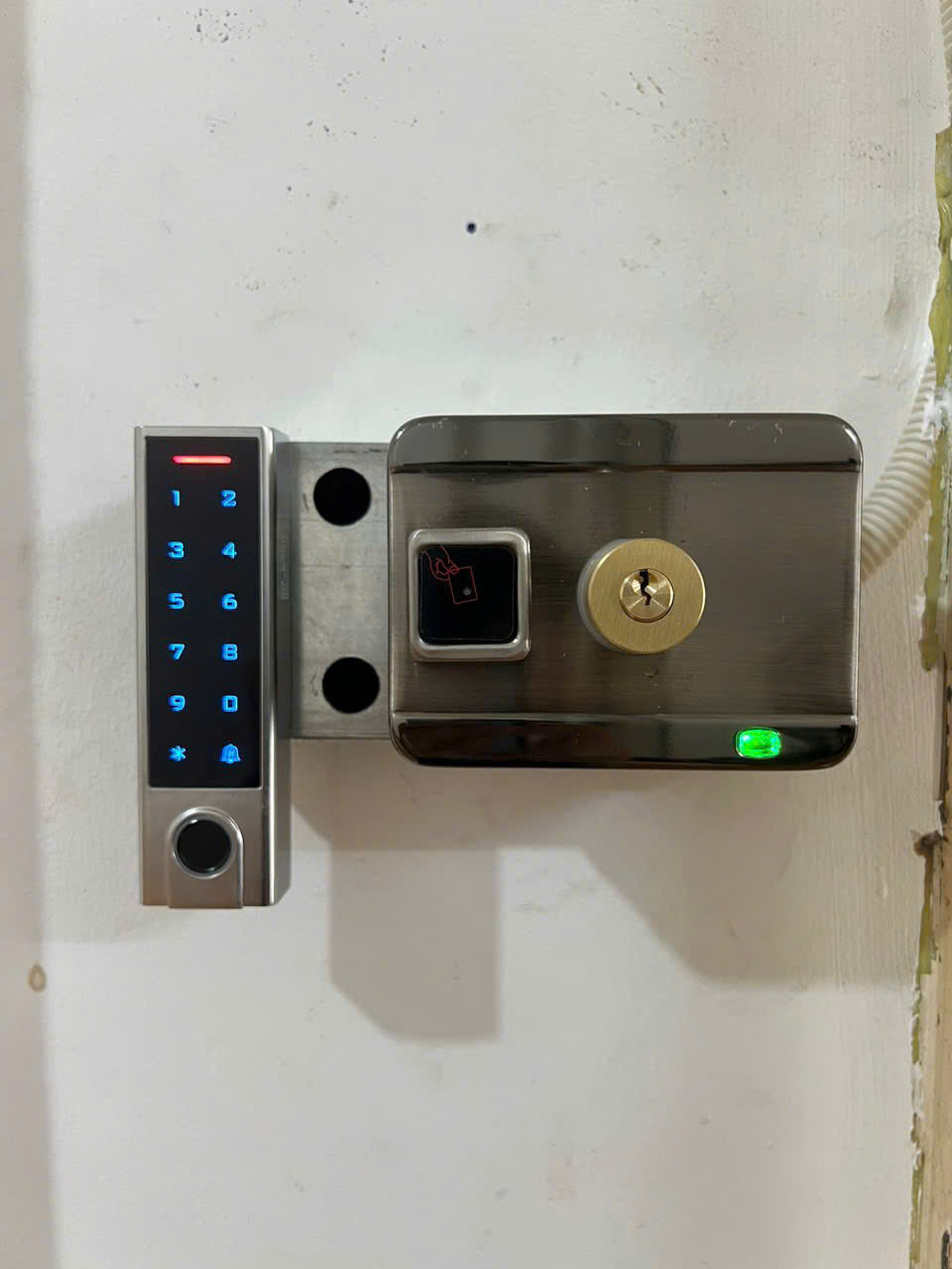 Đầu đọc vân tay kiểm soát ra vào quản lý qua app Tuya Wifi HF3 (100 vân tay) - HFD1 ( 500 vần tay) - Hàng nhập khầu