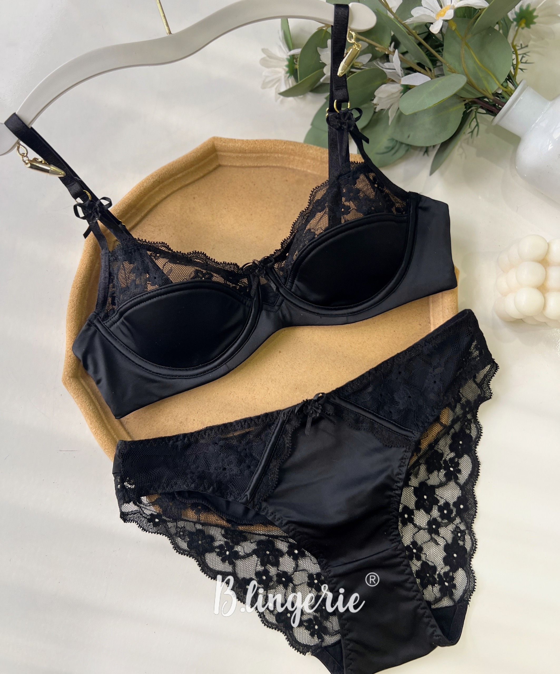 Bộ Đồ Lót Ren Nữ Thoải Mái - B.Lingerie