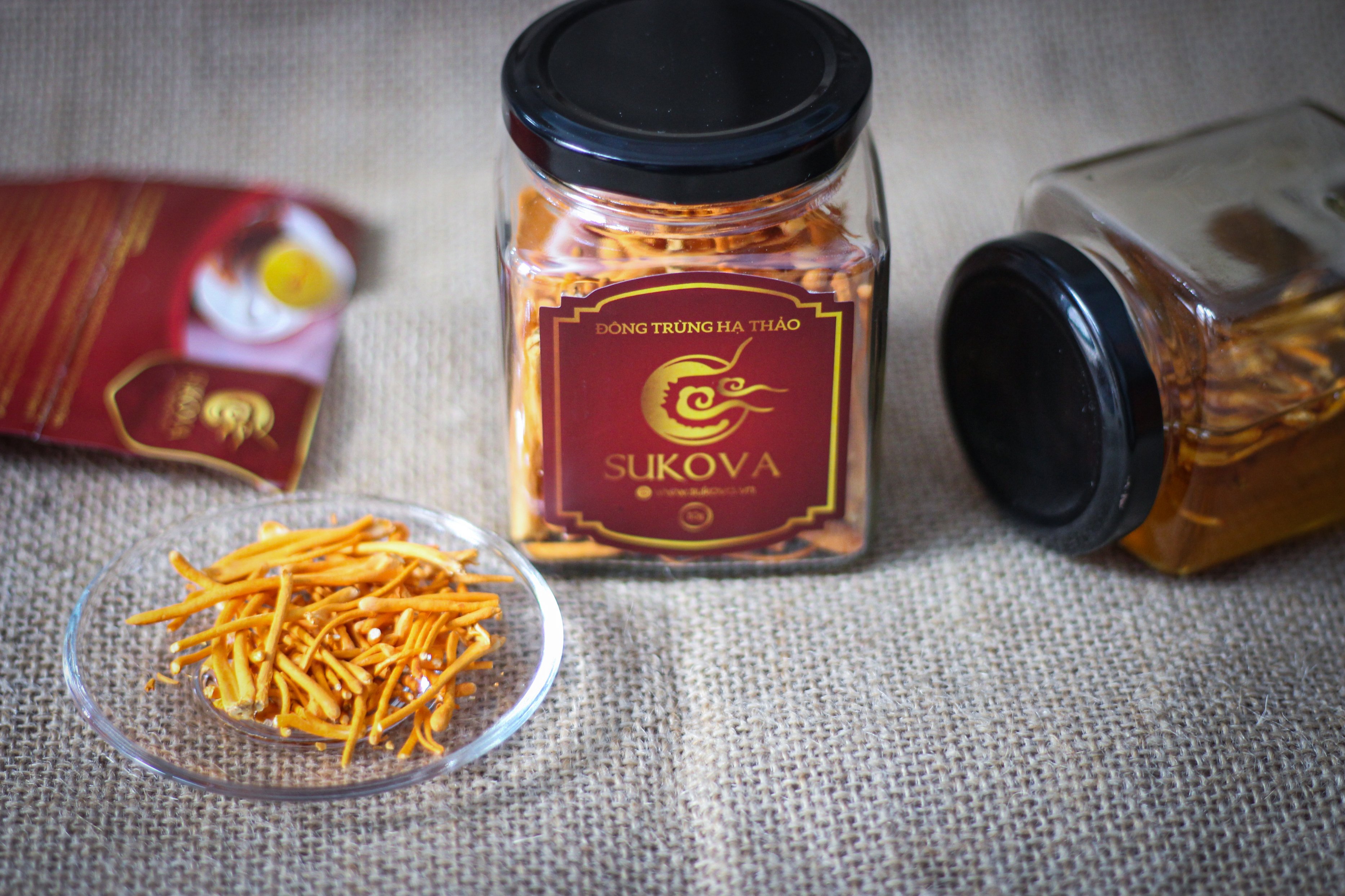Nấm đông trùng hạ thảo khô SUKOVA tăng cường sức đề kháng, chống đột quỵ hộp 10G