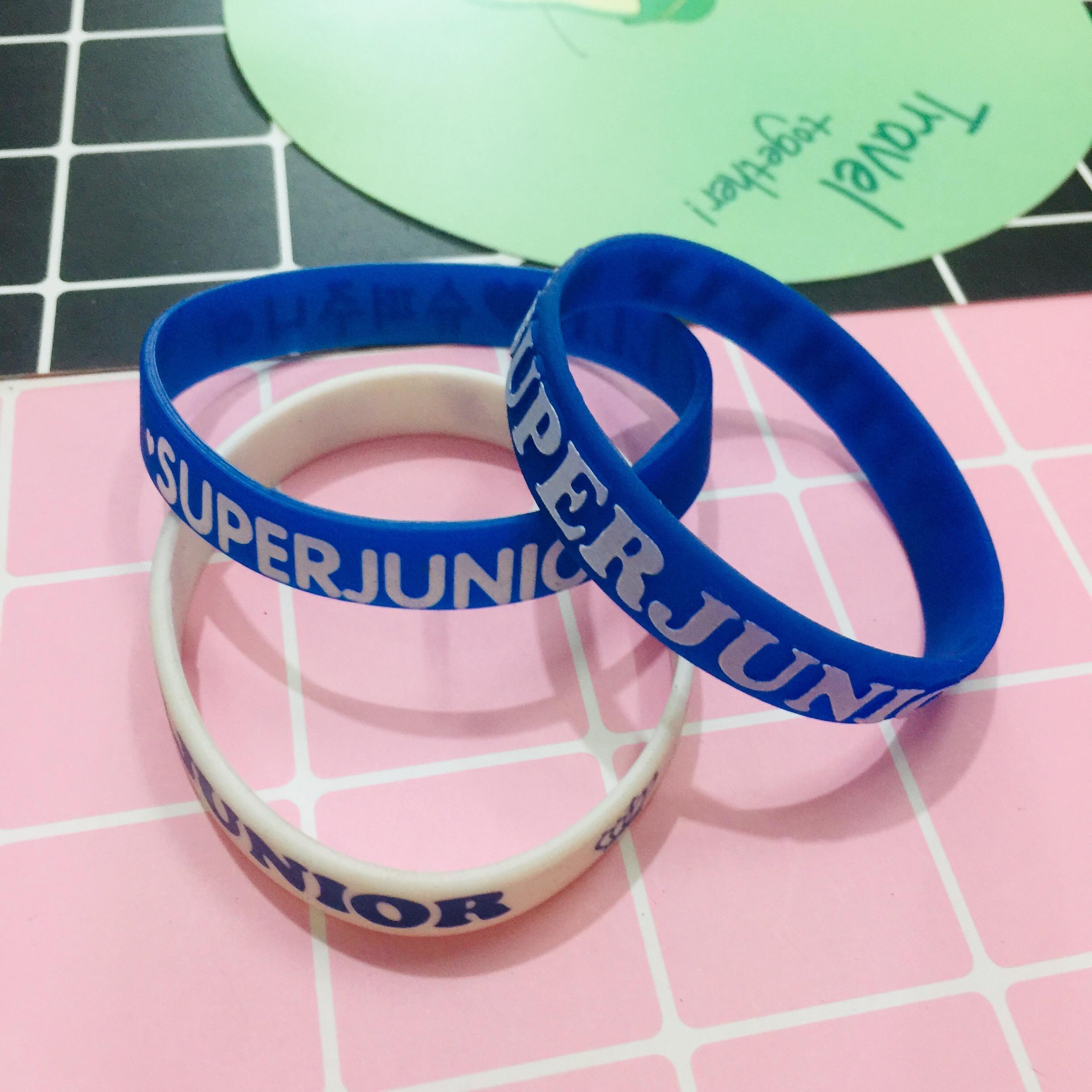 COMBO 5 VÒNG TAY. LẮC TAY CAO SU SUPERJUNIOR KPOP