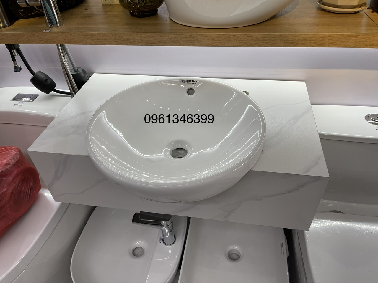 Combo chậu lavabo rửa mặt bán âm chữ nhật + bàn đá trắng khói cho nhà vệ sinh nhỏ + xiphong thoát