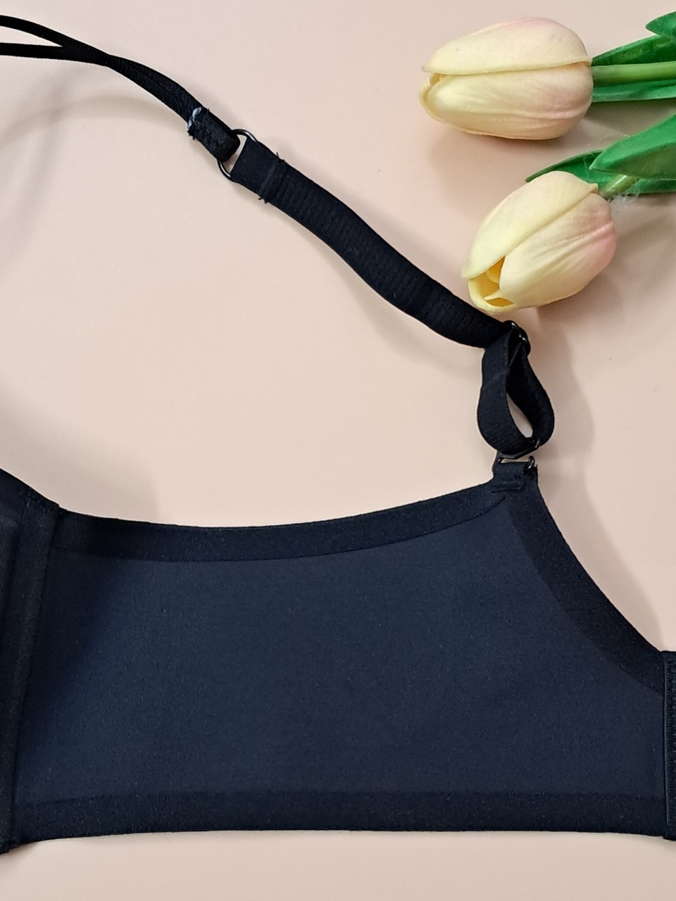 Áo ngực nữ không gọng mút đúc đệm mút dày 3cmn VICCI AV.240 không đường may nâng đẩy ngực cao cấp