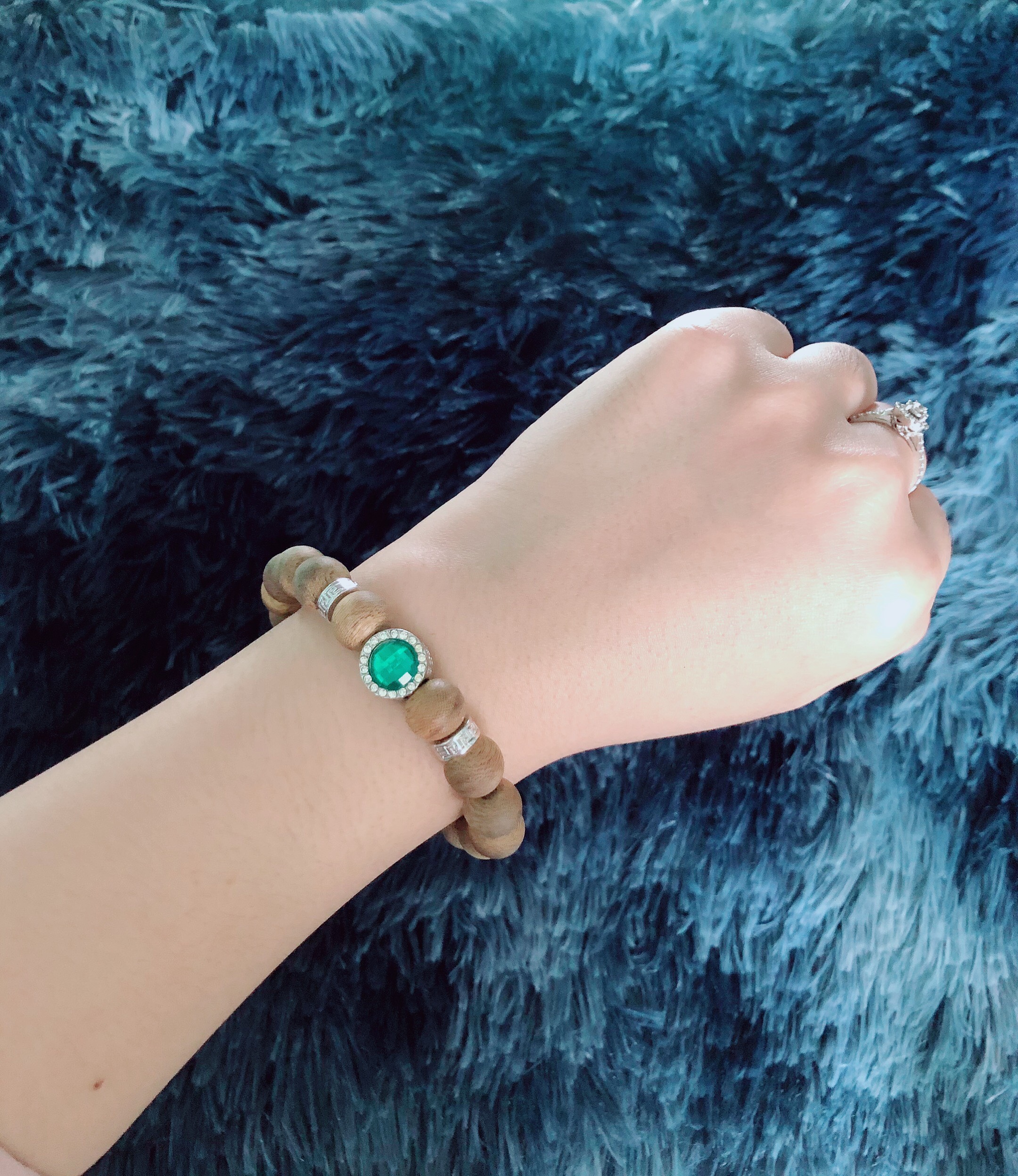 VÒNG TAY NỮ MIX CHARM THƠM NHẸ