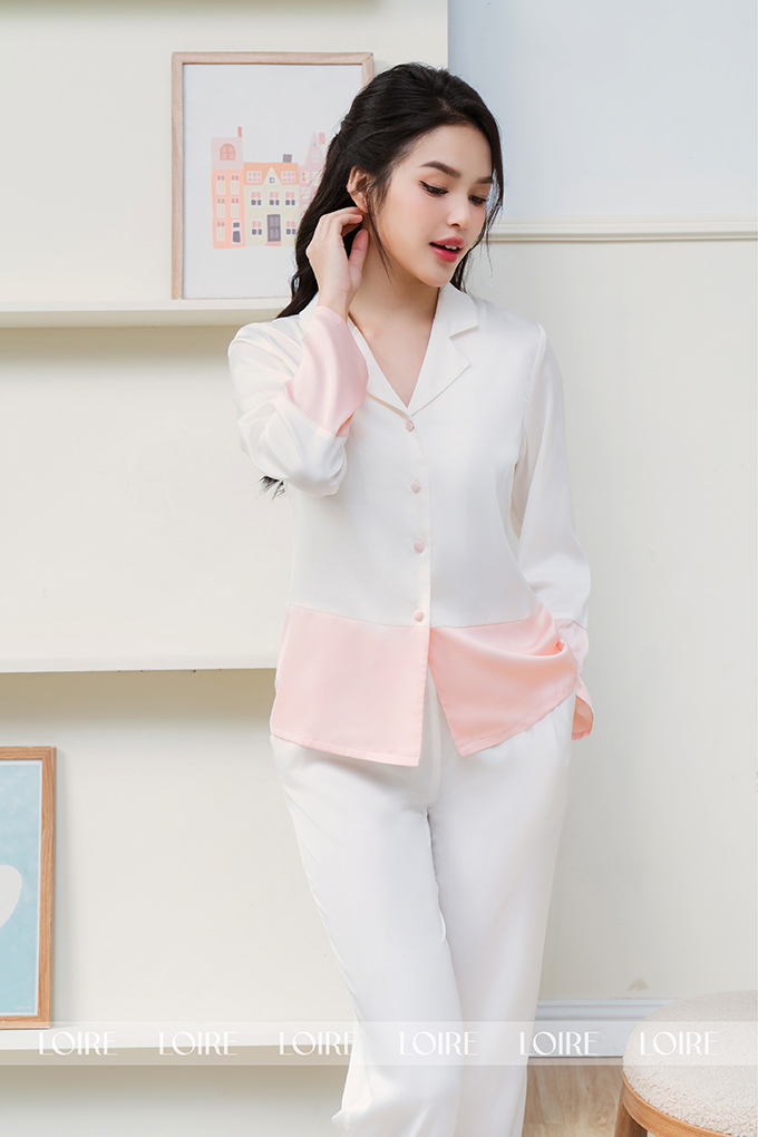 Bộ Pijama Lụa Trắng Phối Màu Pastel Cúc Bọc Loirechic LPD19