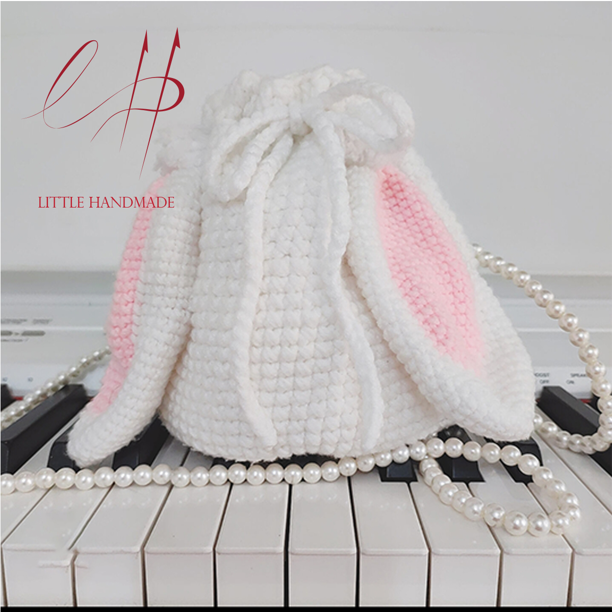 Túi đeo chéo tai thỏ bằng len handmade