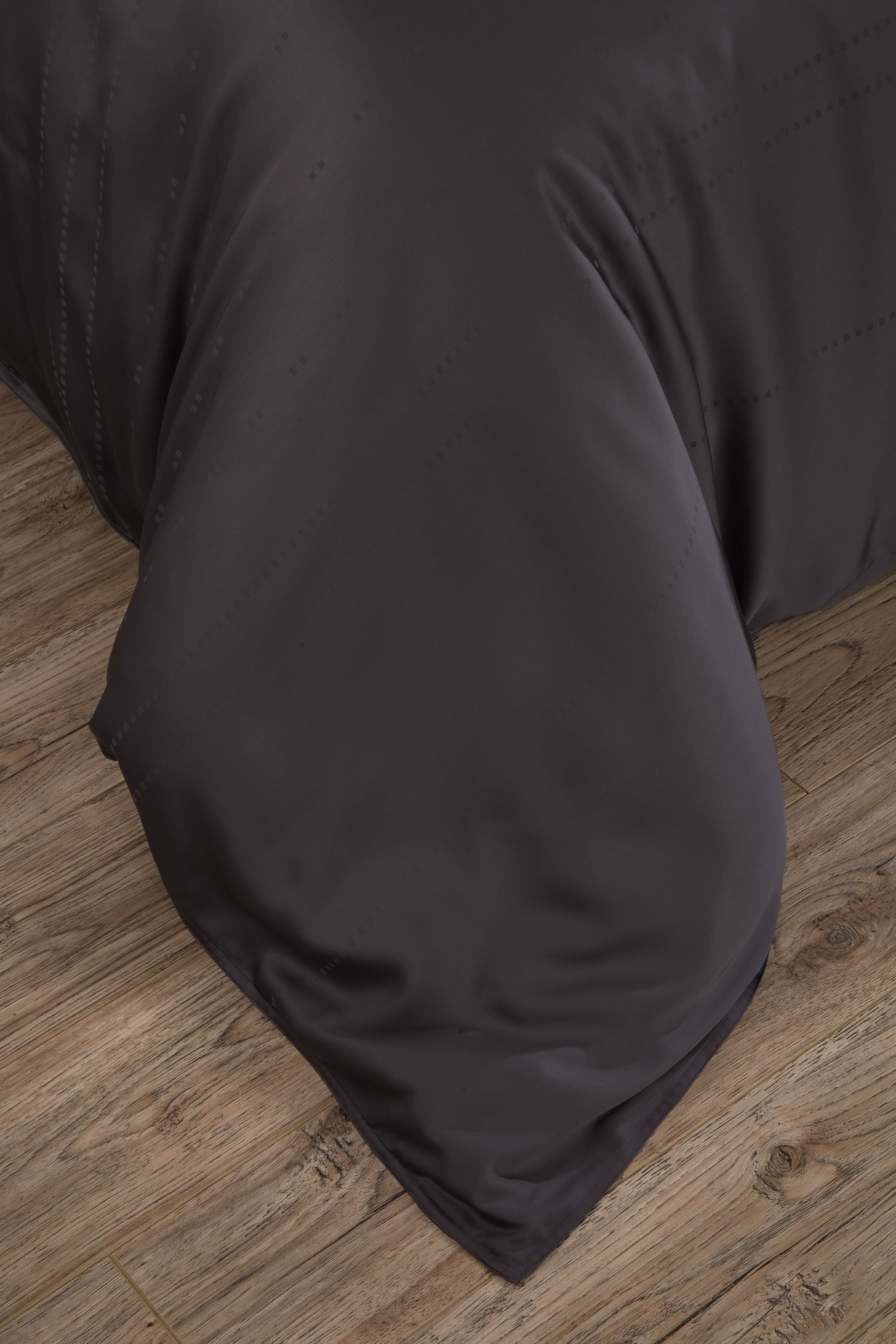 Bộ ga và Vỏ gối Akemi Tencel Modal Earnest Tiga Belas, gồm 5 món