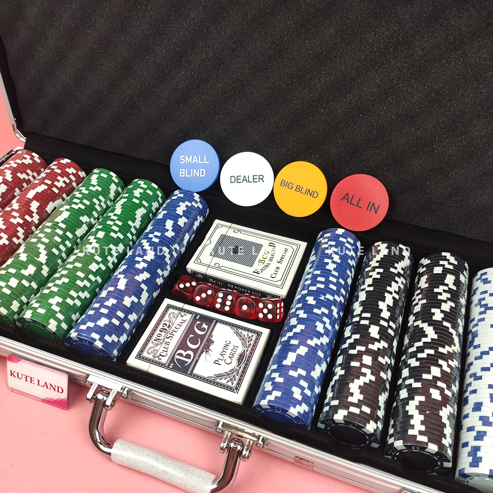 Vali Phỉnh 300 Chip Poker lõi thép không số mẫu mới 2024 hộp nhôm bo tròn 8 góc Aluminum siêu cứng cáp