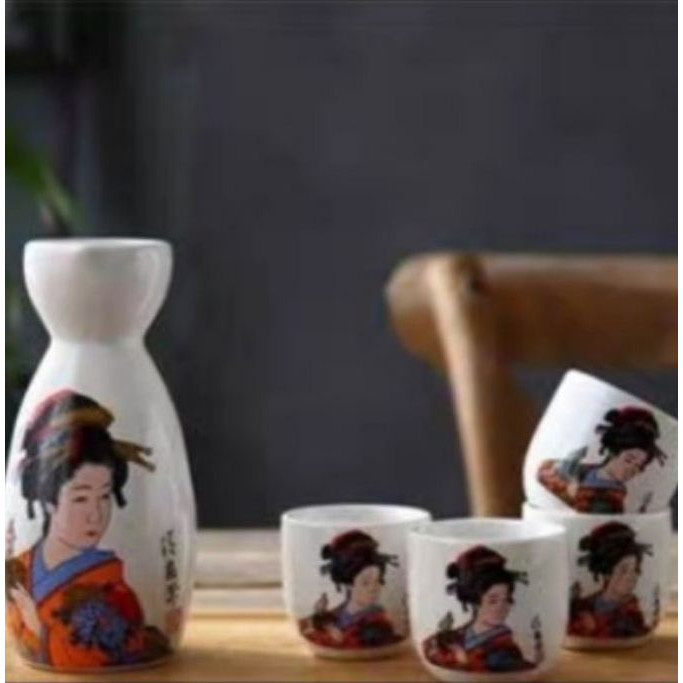 Bộ bình ly gốm sứ mẫu geisha ( 1 bình 4 ly)