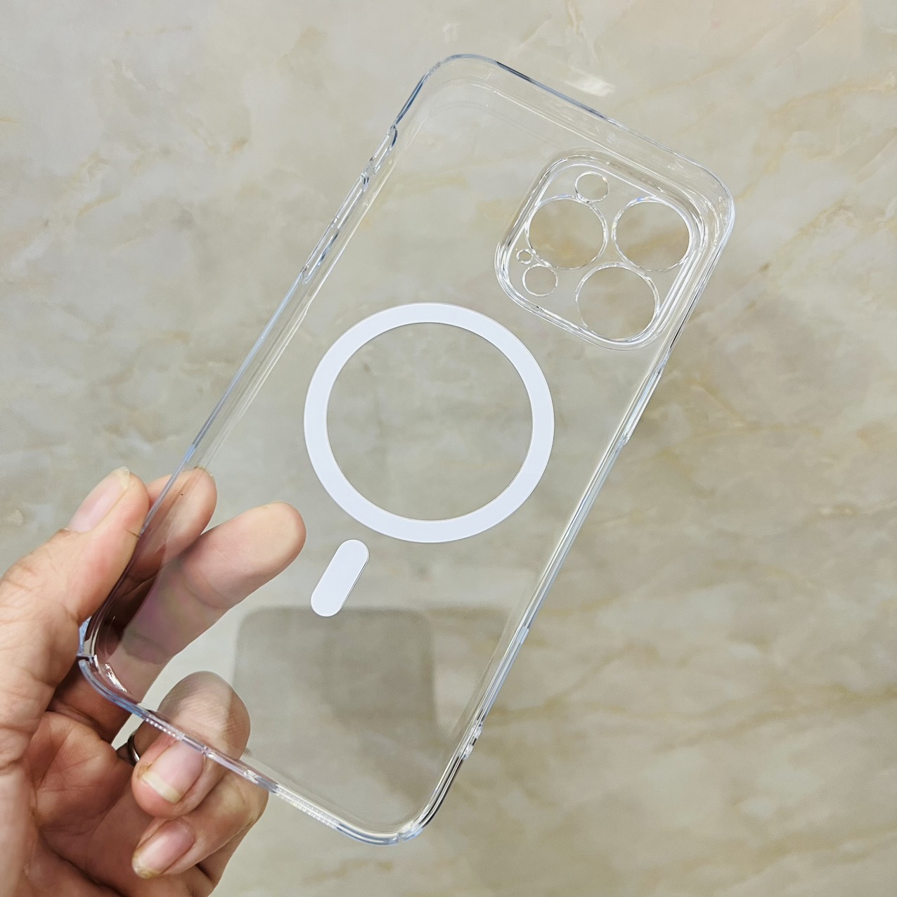 Ốp lưng cho iPhone 15 Pro Max Memumi trong suốt Magnetic - hàng chính hãng