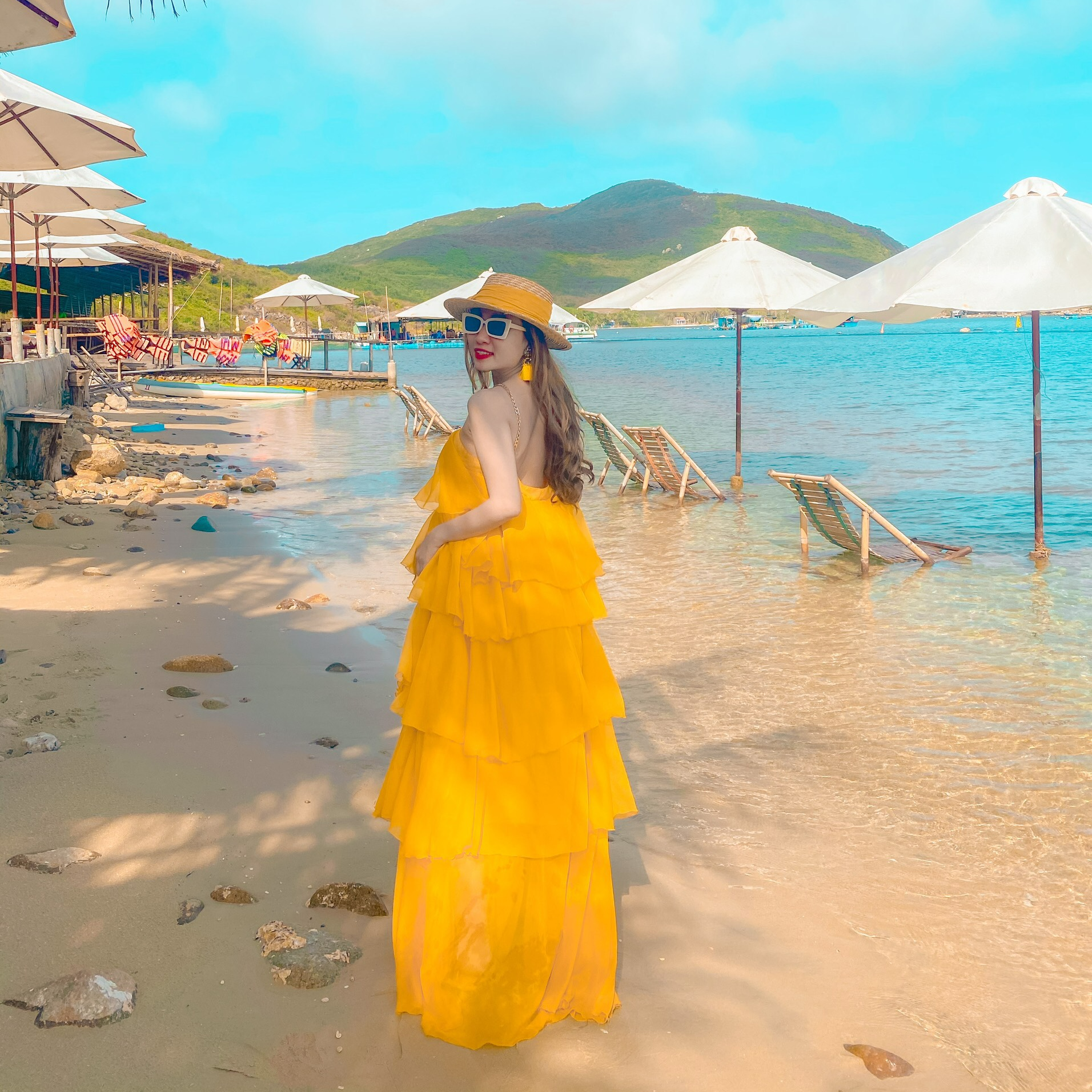 Tour Nha Trang - Ốc Đảo Robison Một Ngày Không Thể Quên . Khởi Hành Hàng Ngày