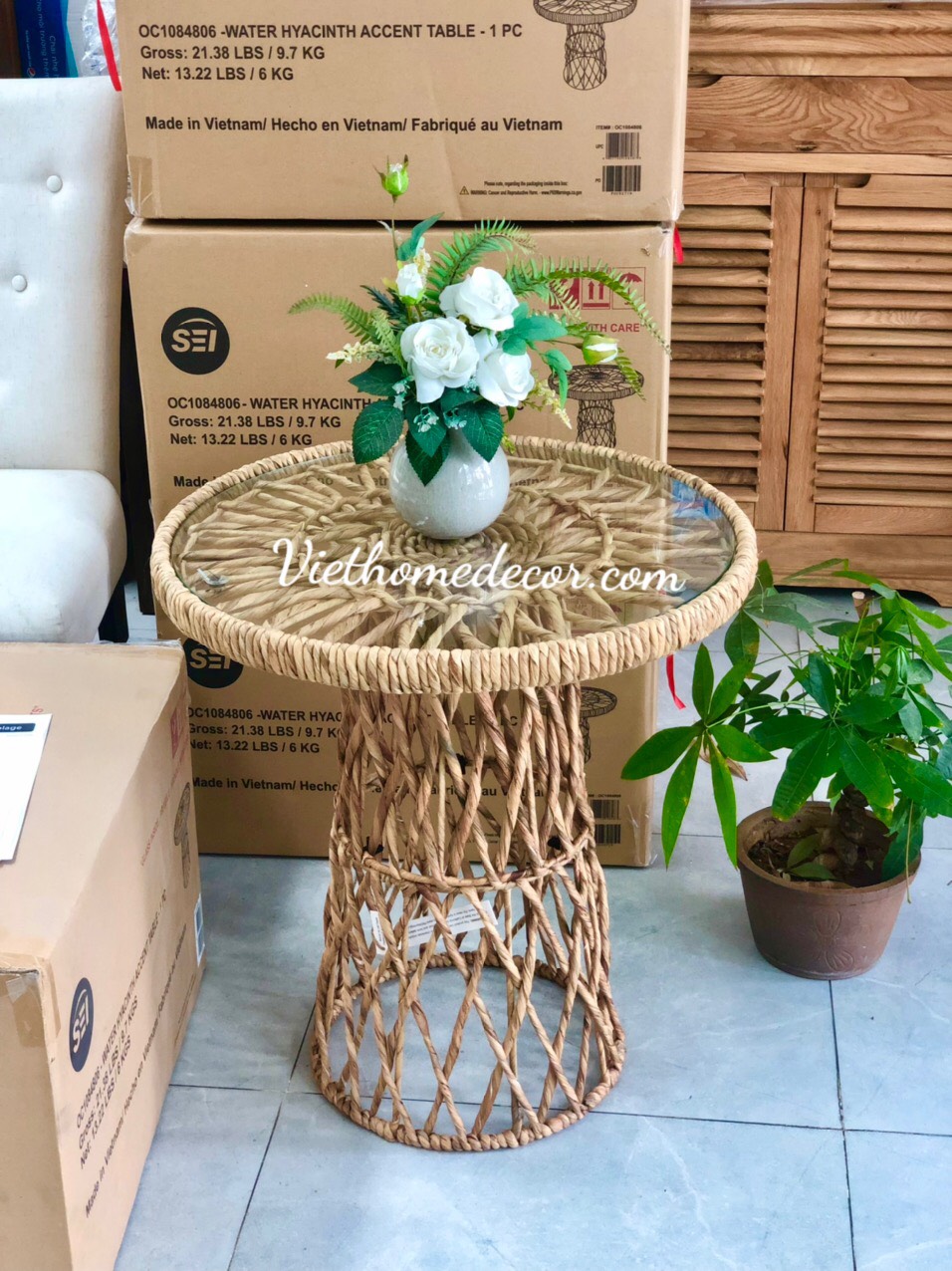 Bàn Cafe Lục Bình Đan Mặt Kính - Thương Hiệu Viet Home Decor