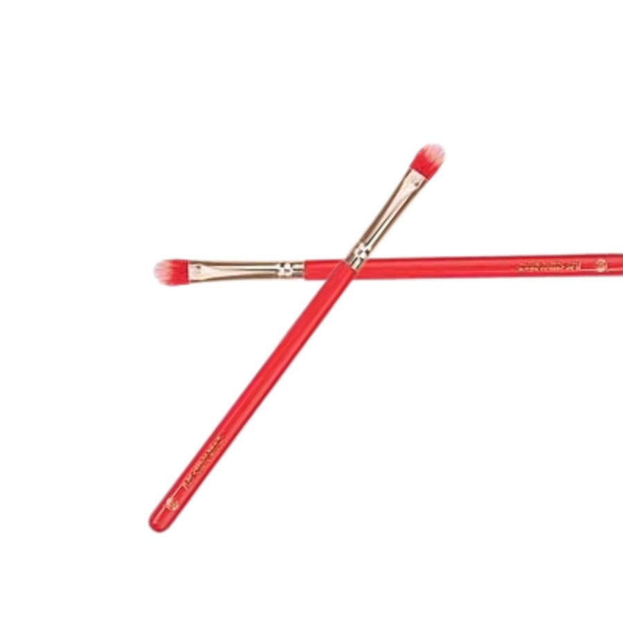 Cọ Che Khuyết Điểm Dẹp Mảnh Điểm Bh Cosmetics Miss Claus Fa La La Fat Shadow Brush