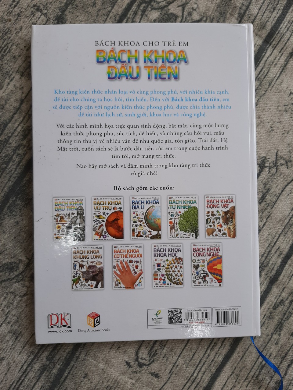 Bách Khoa Cho Trẻ Em - Bách Khoa Đầu Tiên