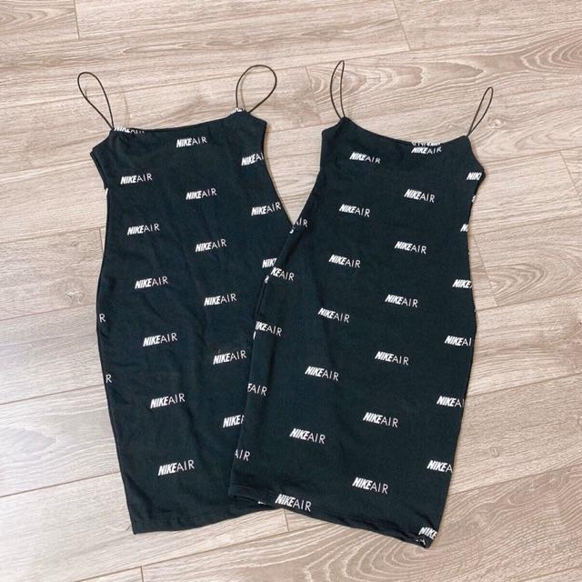 Đầm body 2 dây in chữ