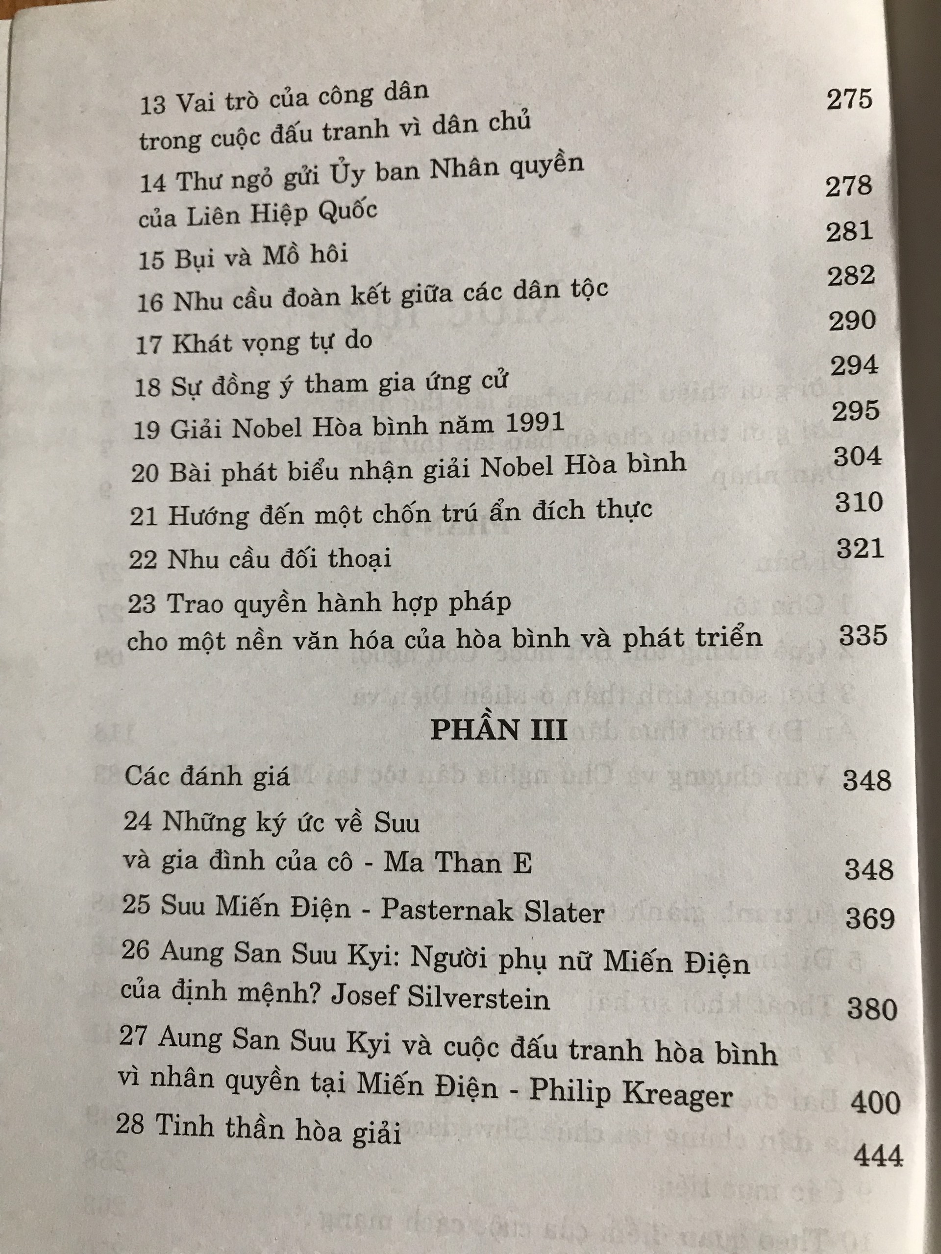 Aung San Suu Kyi Đấu Tranh Cho Tự Do (Tái Bản)