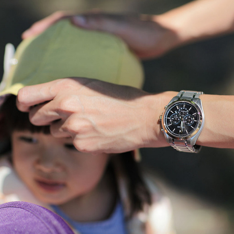 Đồng hồ nam Citizen CA4015-54E