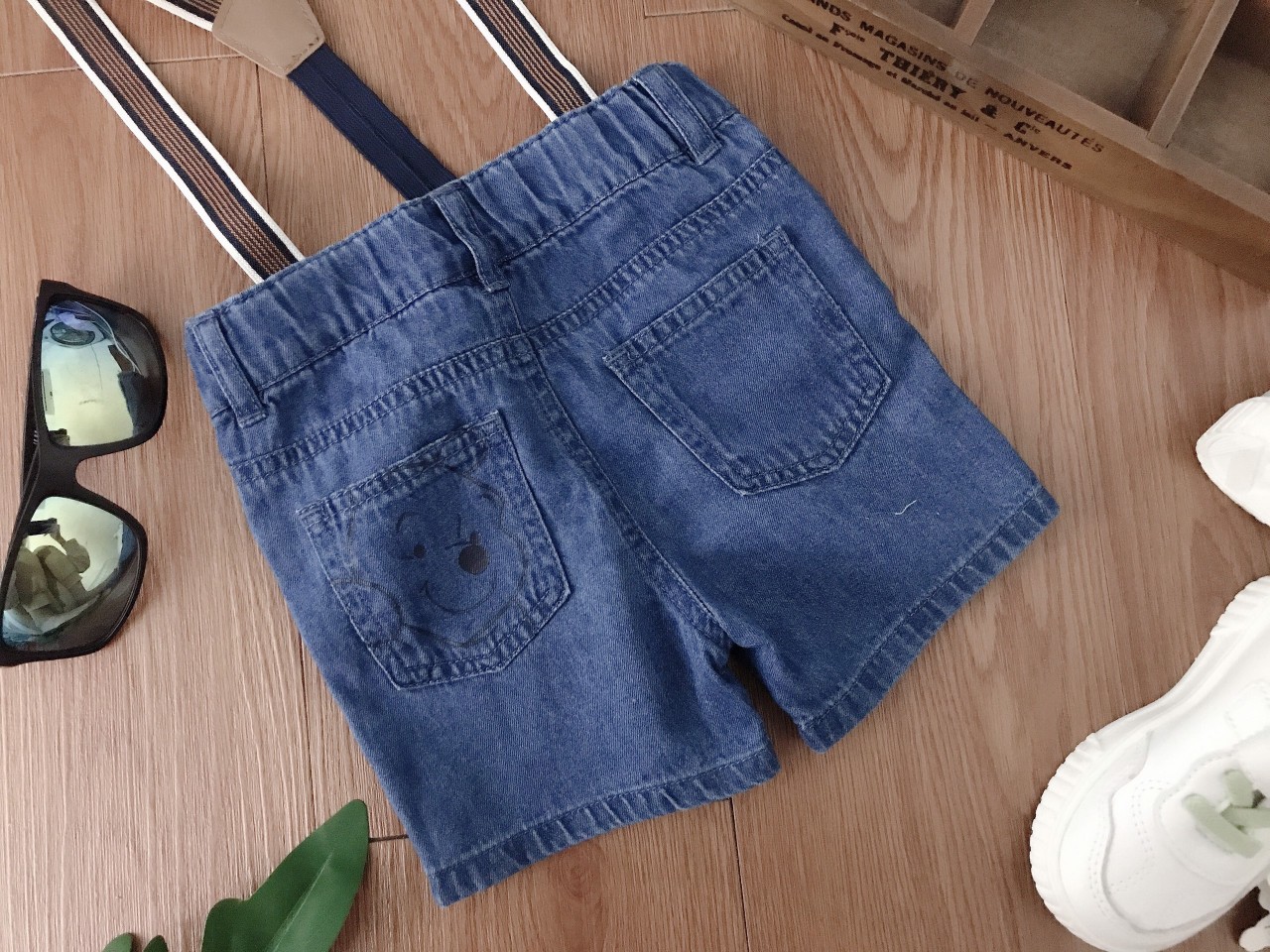 Quần jeans cộc kèm đai bé trai 3 tháng đến 4 tuổi