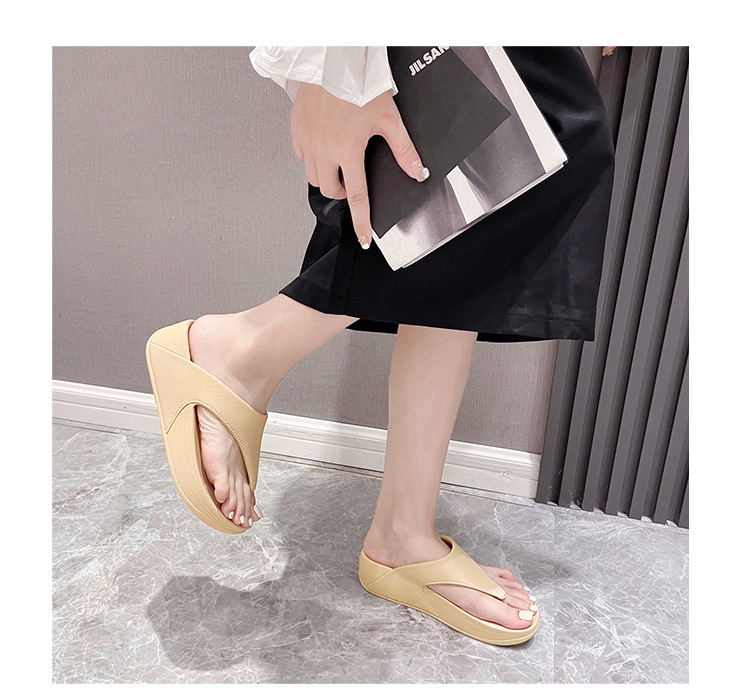 Dép nữ kiểu dáng dễ thương - DNU9068