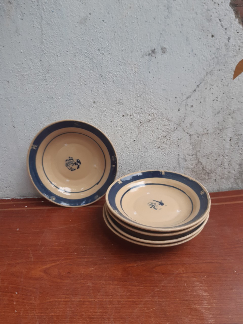 5 dĩa kiểu xưa viền xanh 18 cm