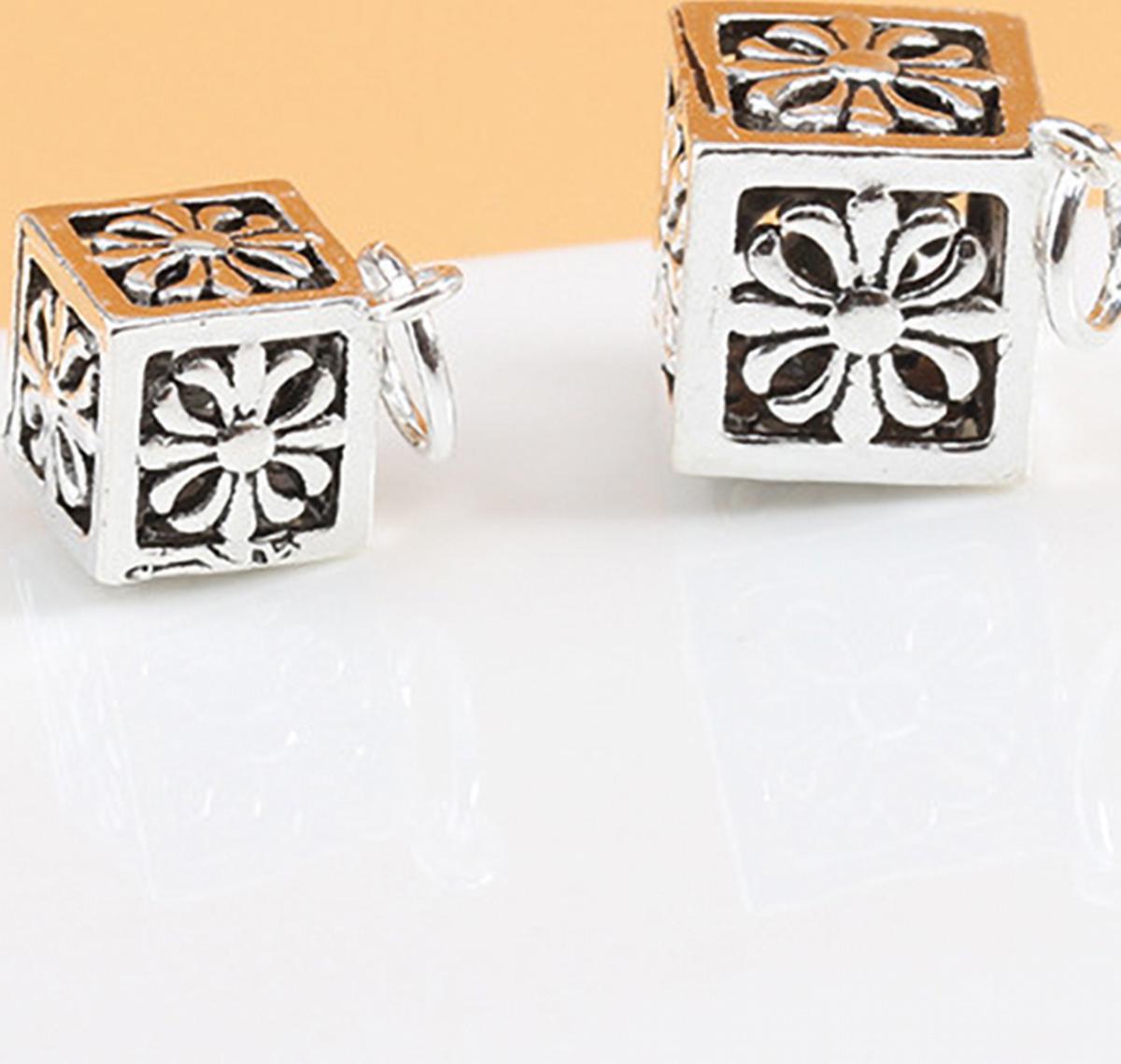 Combo 2 cái charm bạc hình vuông hoa văn treo - Ngọc Quý Gemstones