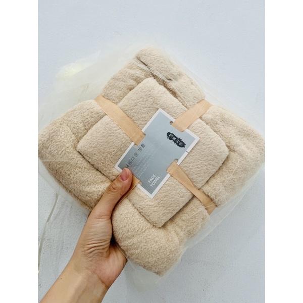 Set 2 Khăn Tắm Lông Cừu Xuất Hàn Cỡ Lớn Siêu Mềm Mịn Thấm Hút Nước