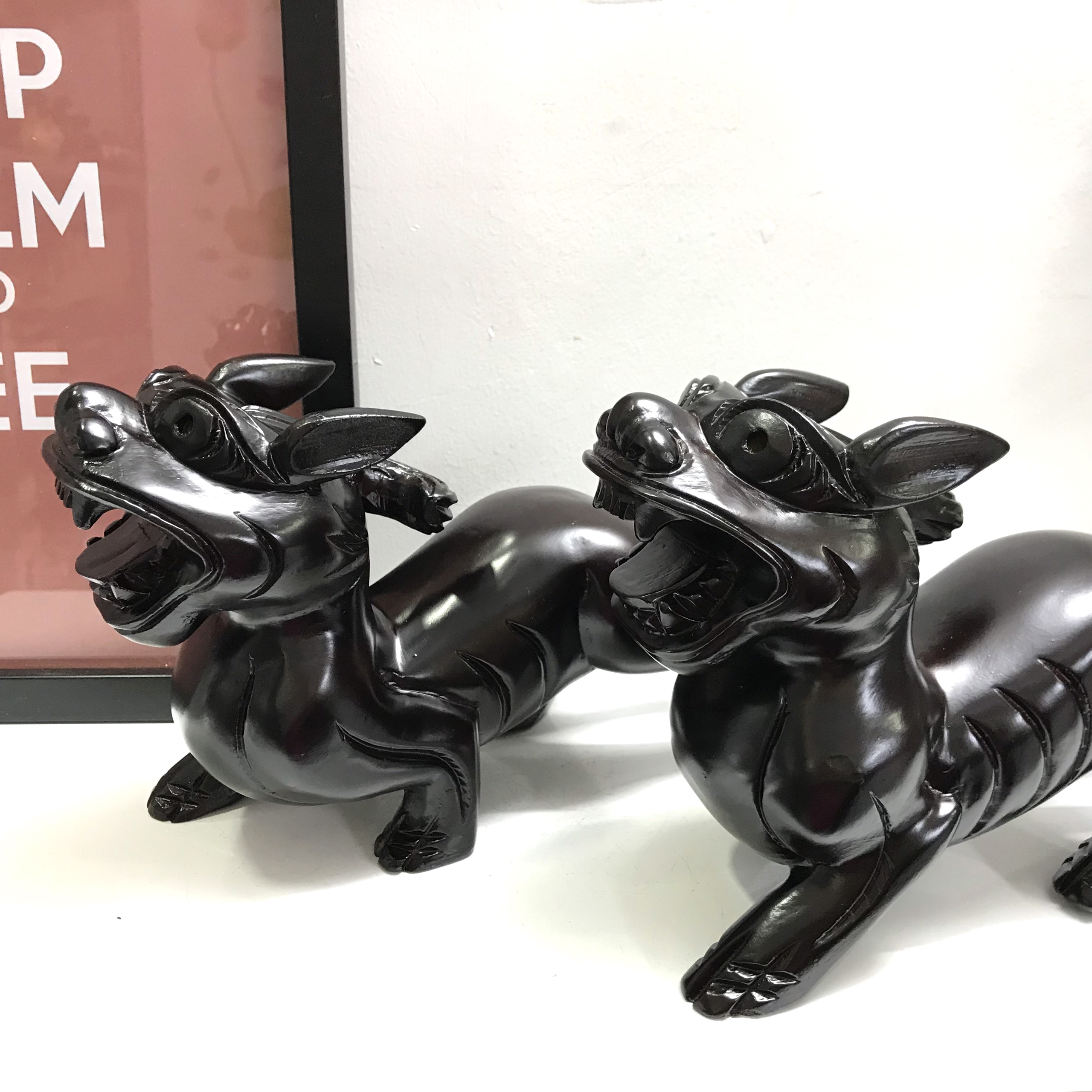Cặp Tượng Tỳ Hưu Gỗ Nguyên Khối Phong Thủy - Chiêu Tài Lộc