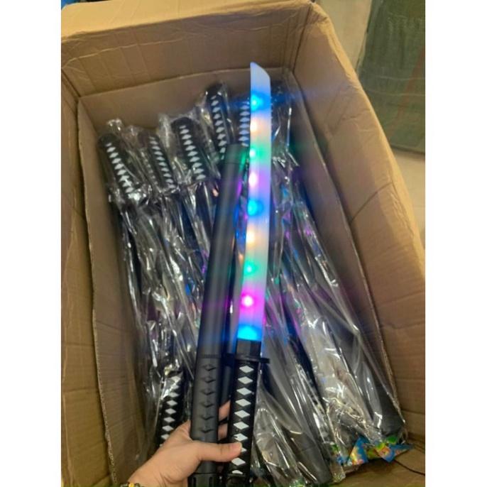 Kiếm thắp sáng Katana 68 Cm - Kiếm năng lượng - công cụ giải trí katana Nhựa Có Đèn và Âm Thanh