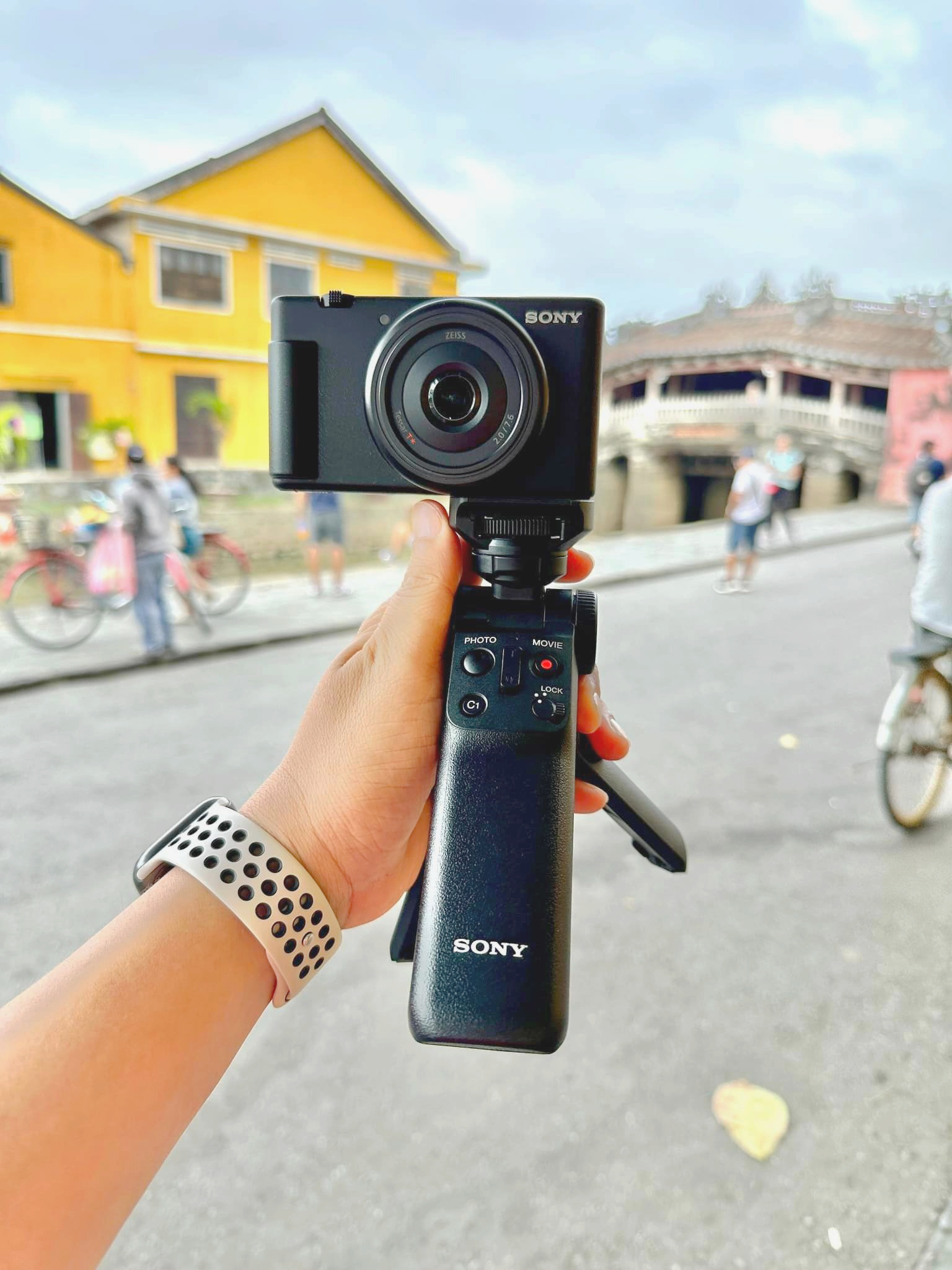 Máy Ảnh Vlog Sony ZV-1F (Black) - Hàng Chính Hãng